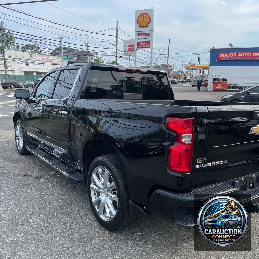 2023 Chevrolet Silverado 1500 High Country