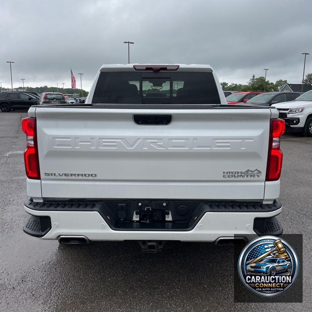 2022 Chevrolet Silverado 1500 High Country