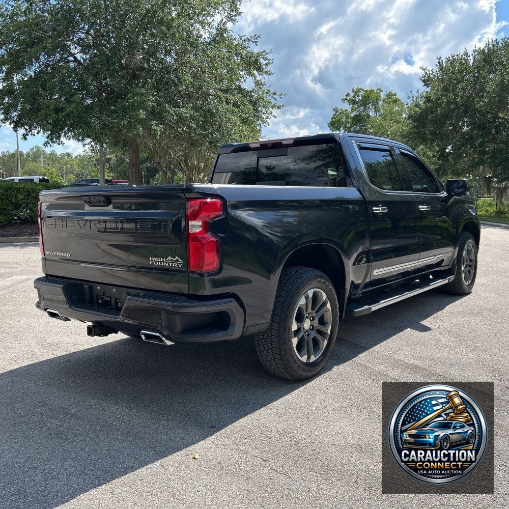 2022 Chevrolet Silverado 1500 High Country