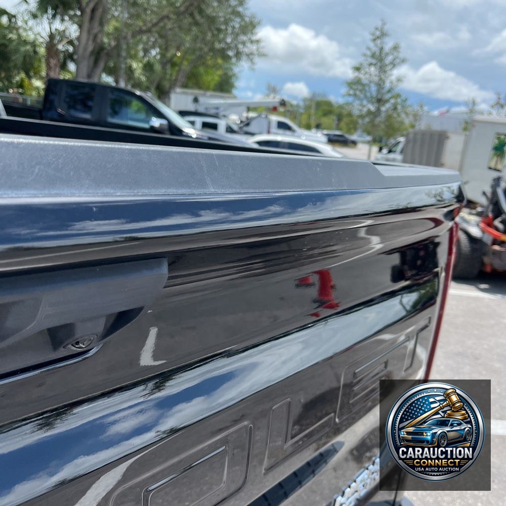 2023 Chevrolet Silverado 1500 High Country