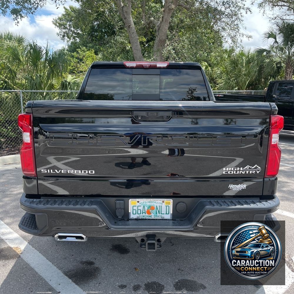 2023 Chevrolet Silverado 1500 High Country