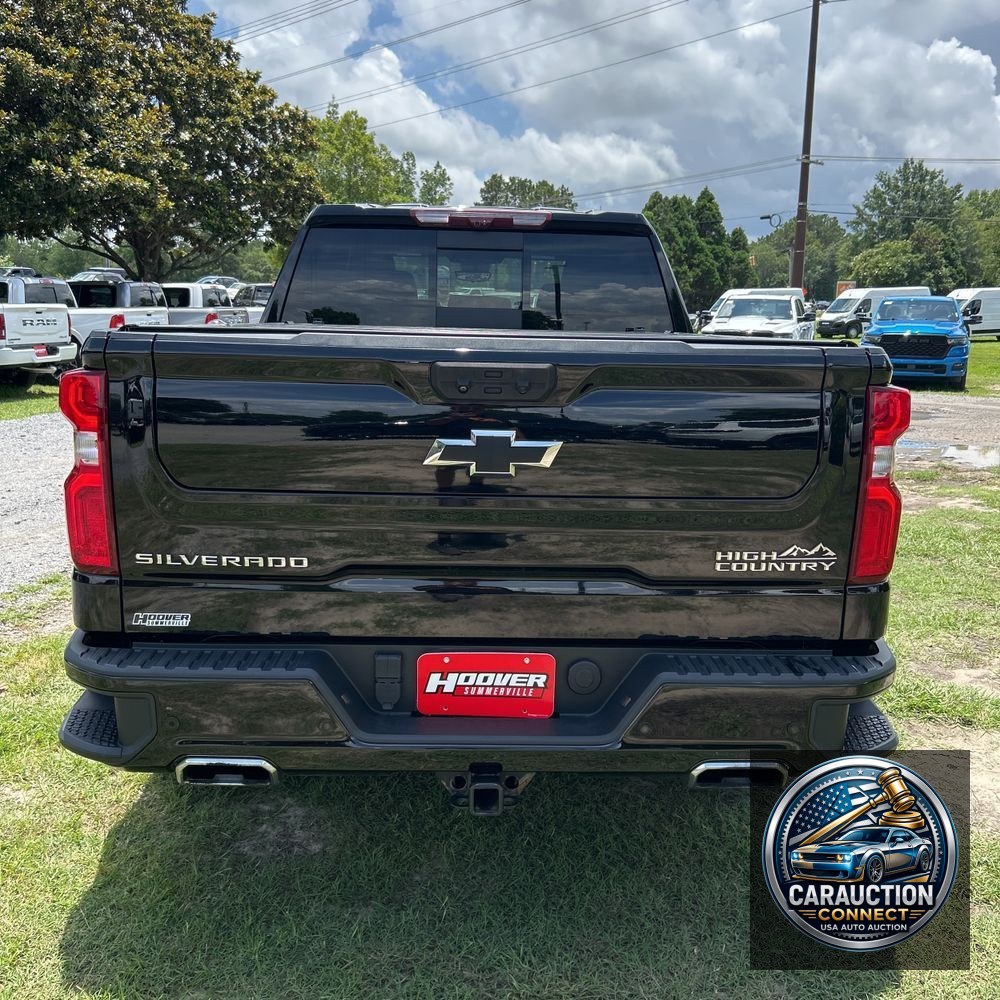 2022 Chevrolet Silverado 1500 High Country