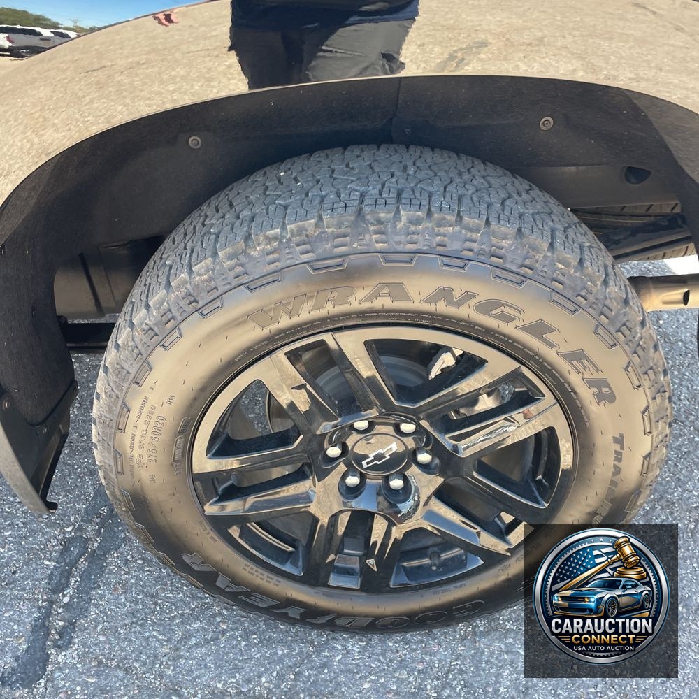 2025 Chevrolet Silverado 1500 High Country
