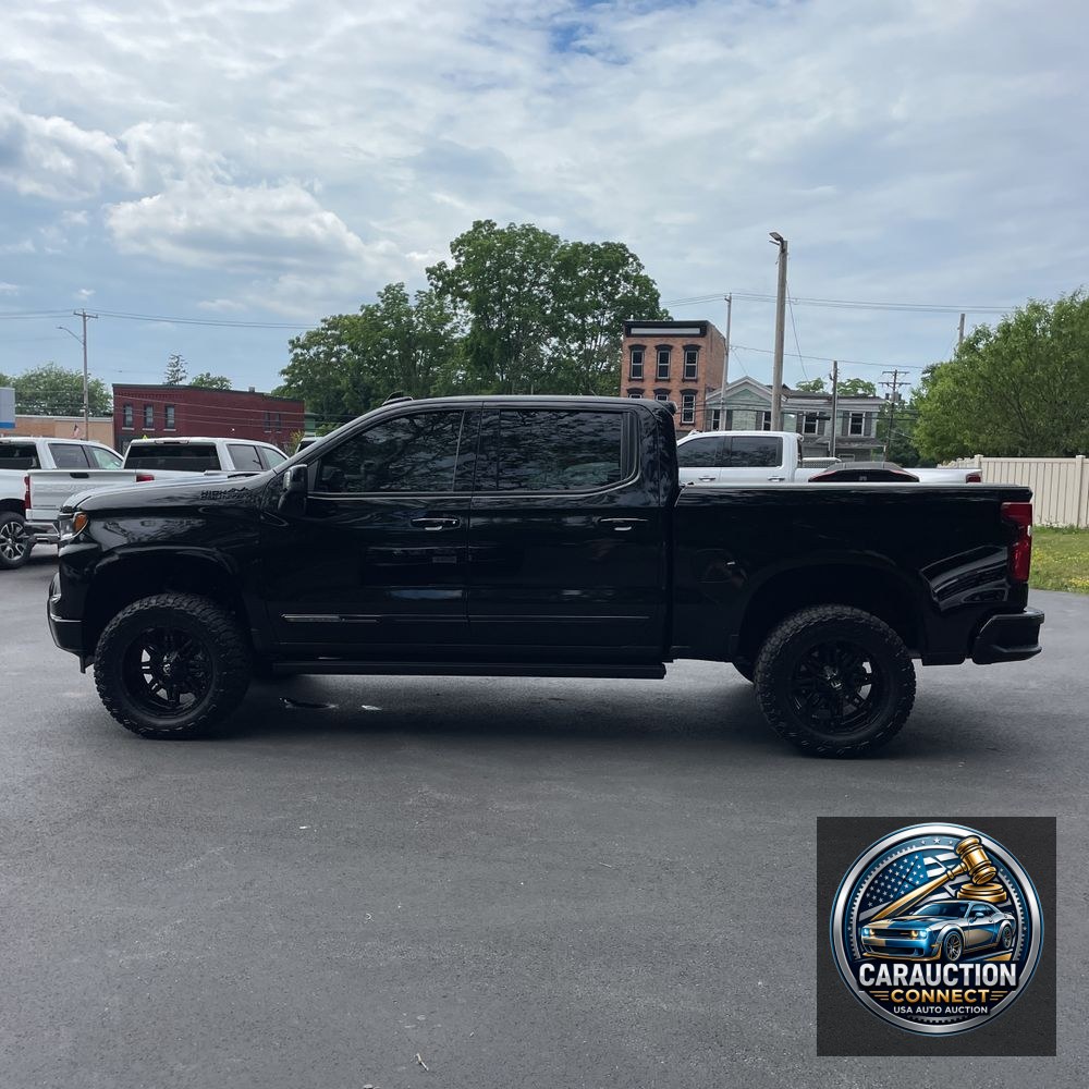 2025 Chevrolet Silverado 1500 High Country