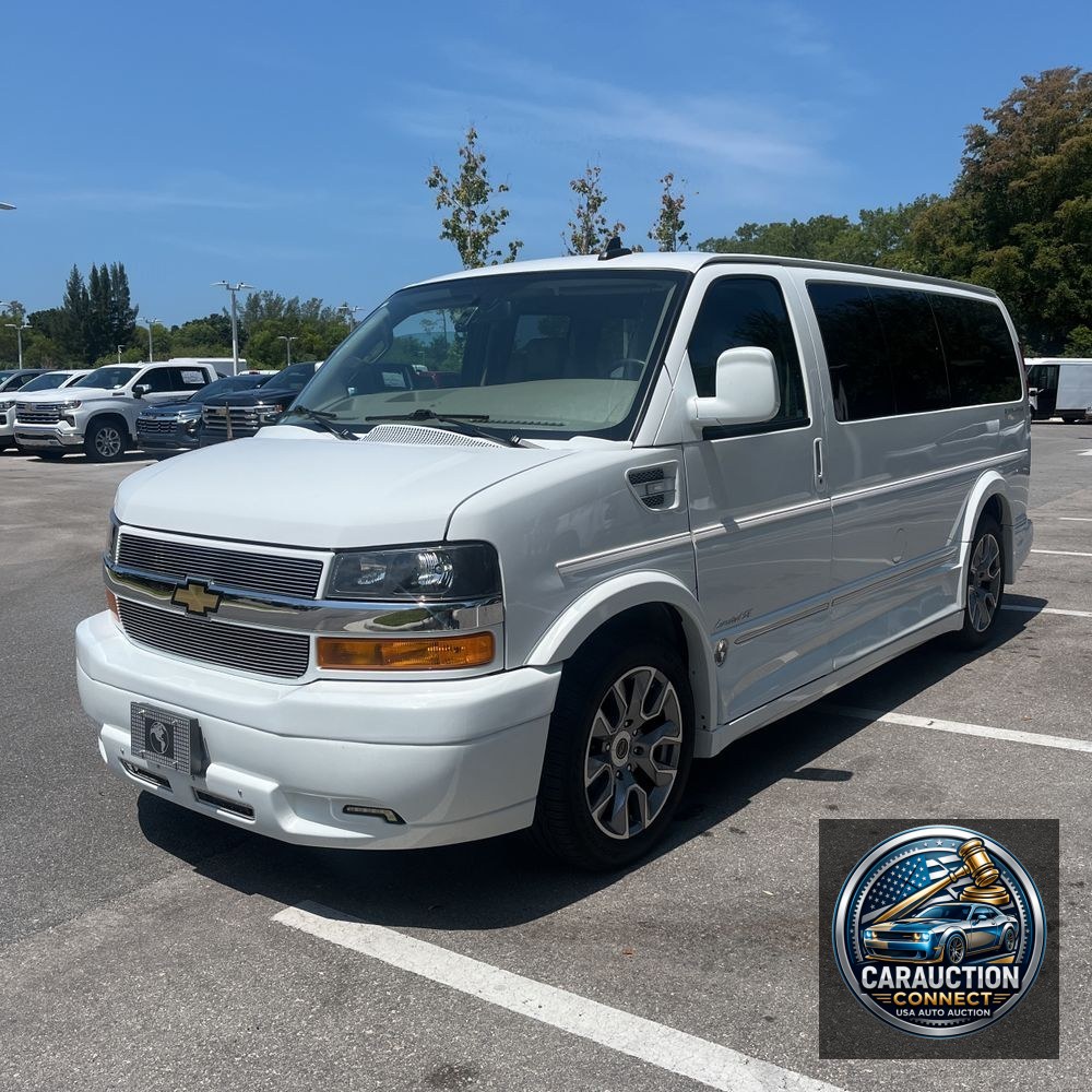 2022 Chevrolet Express 2500