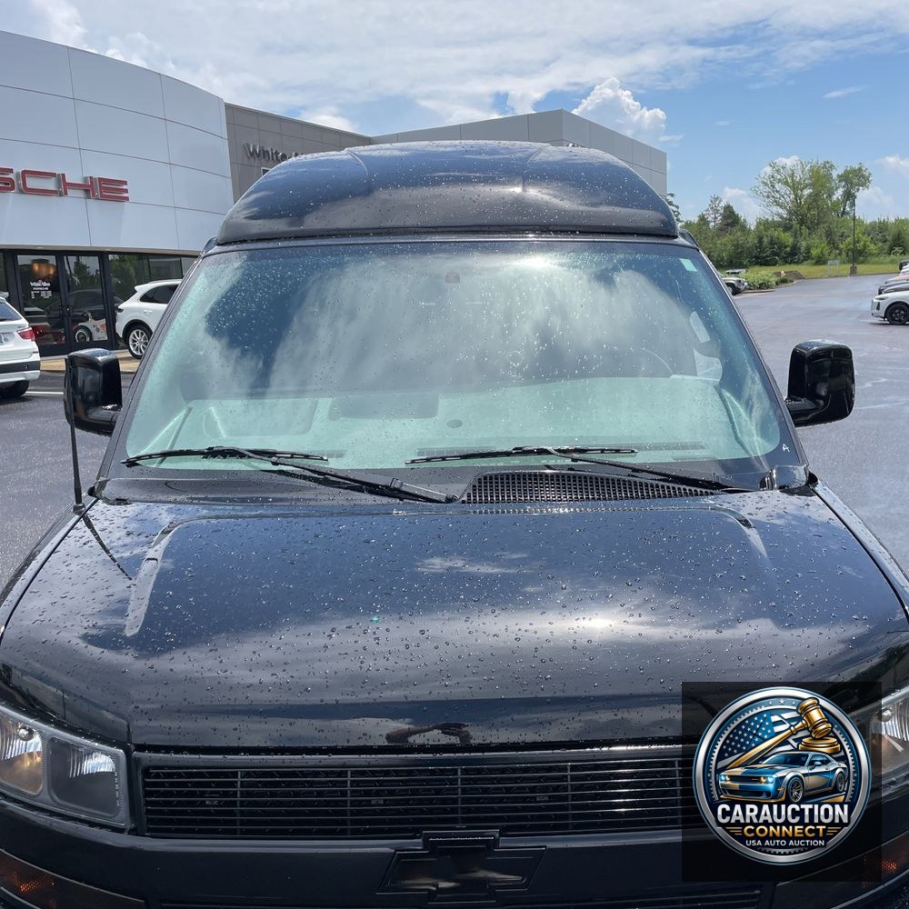 2023 Chevrolet Express 2500