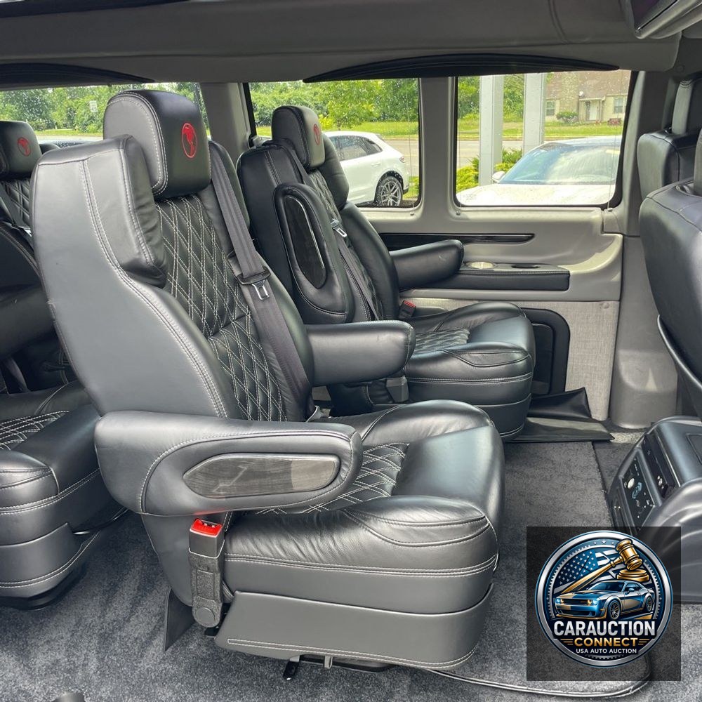 2023 Chevrolet Express 2500