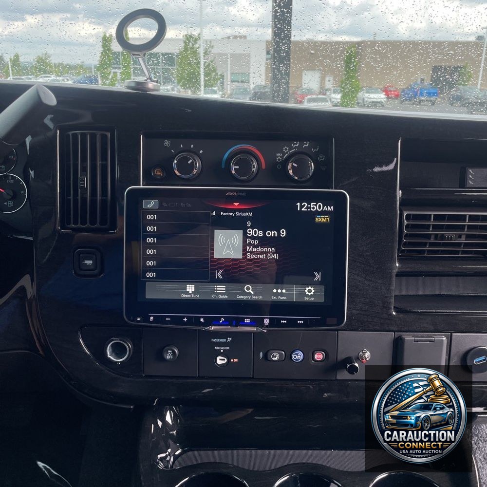 2023 Chevrolet Express 2500