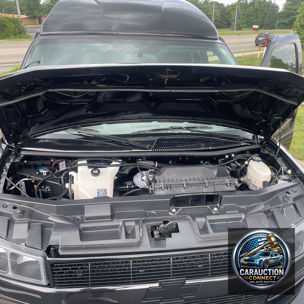 2023 Chevrolet Express 2500