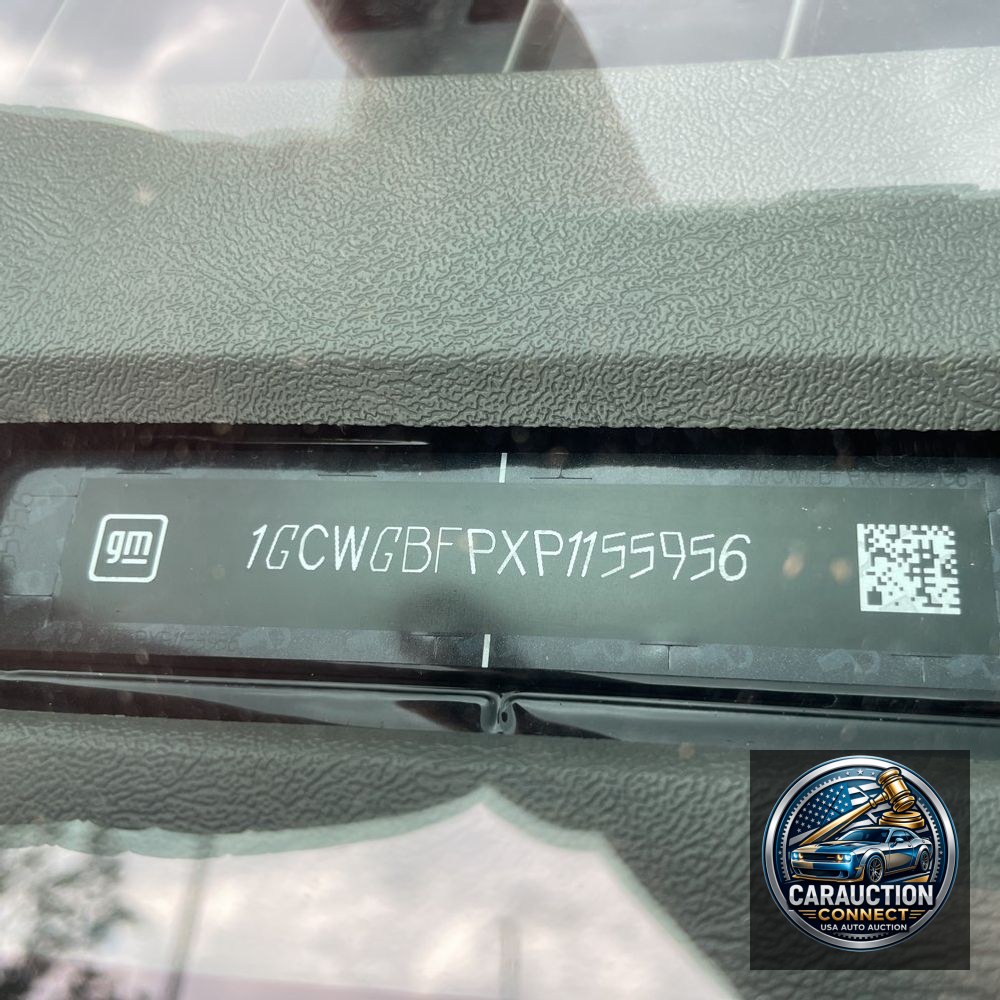 2023 Chevrolet Express 2500