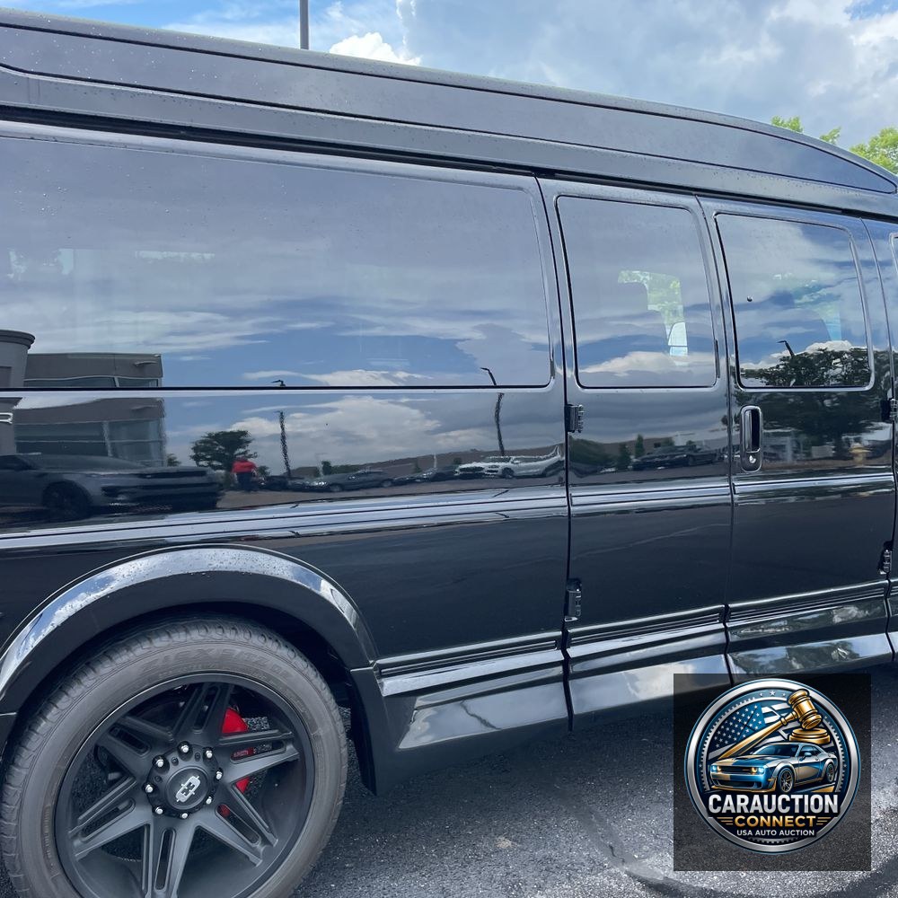 2023 Chevrolet Express 2500