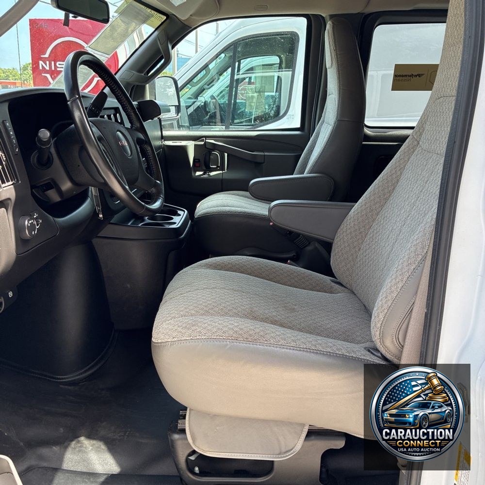 2023 GMC Savana LS 3500