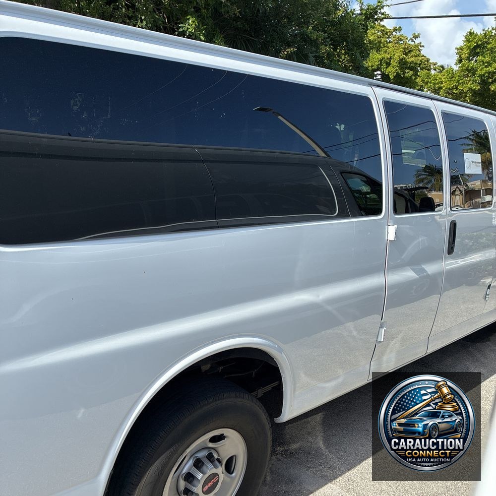 2023 GMC Savana LS 3500