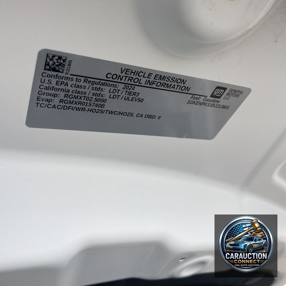 2024 GMC Acadia AT4