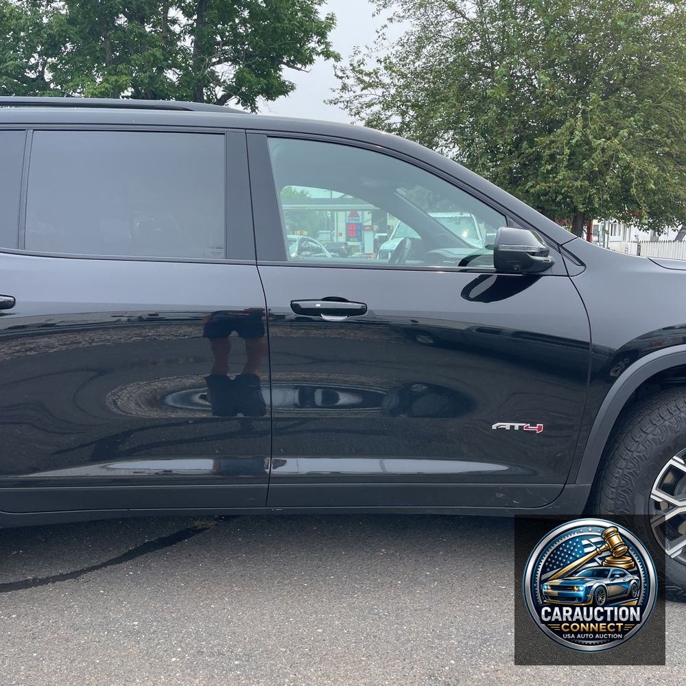 2024 GMC Acadia AT4