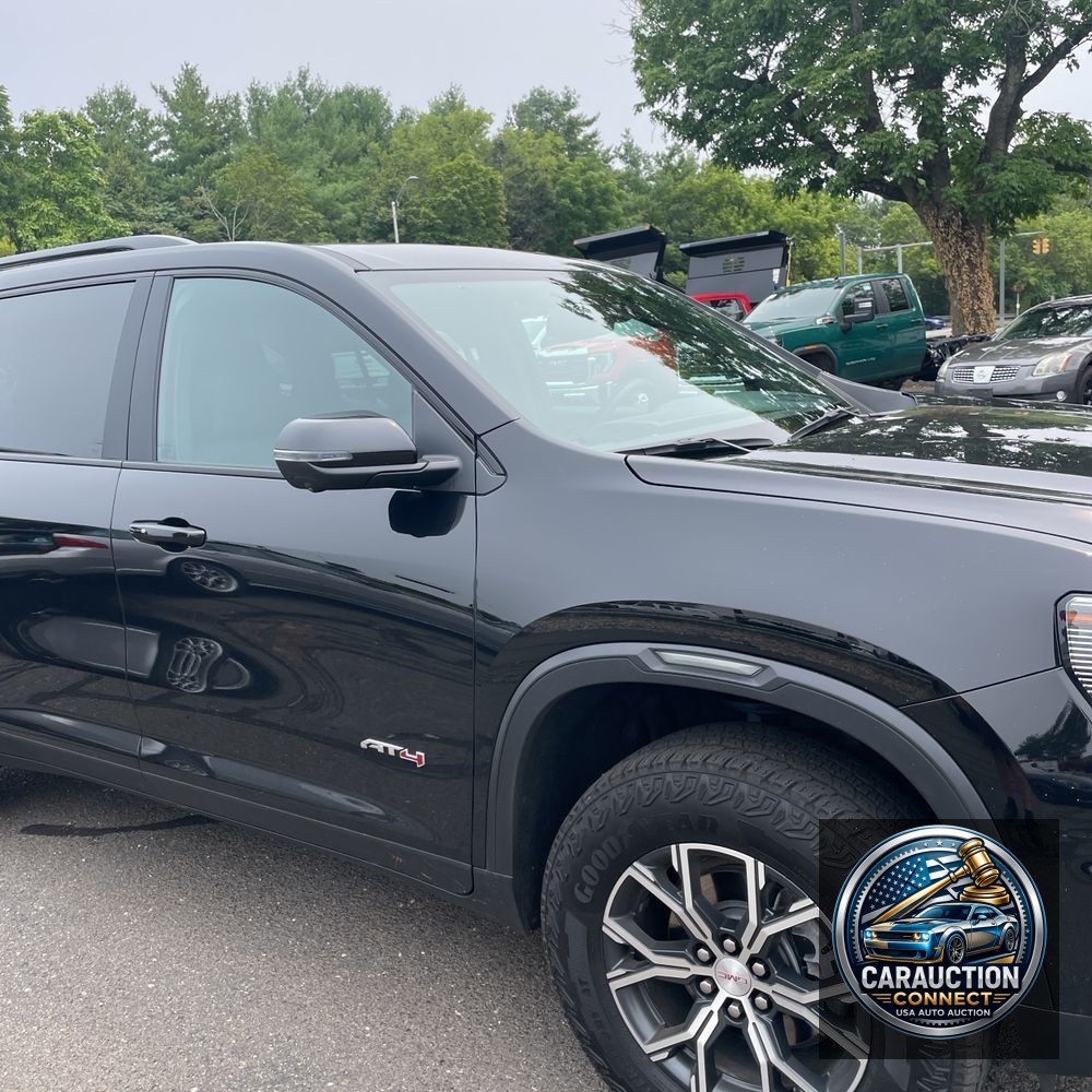 2024 GMC Acadia AT4