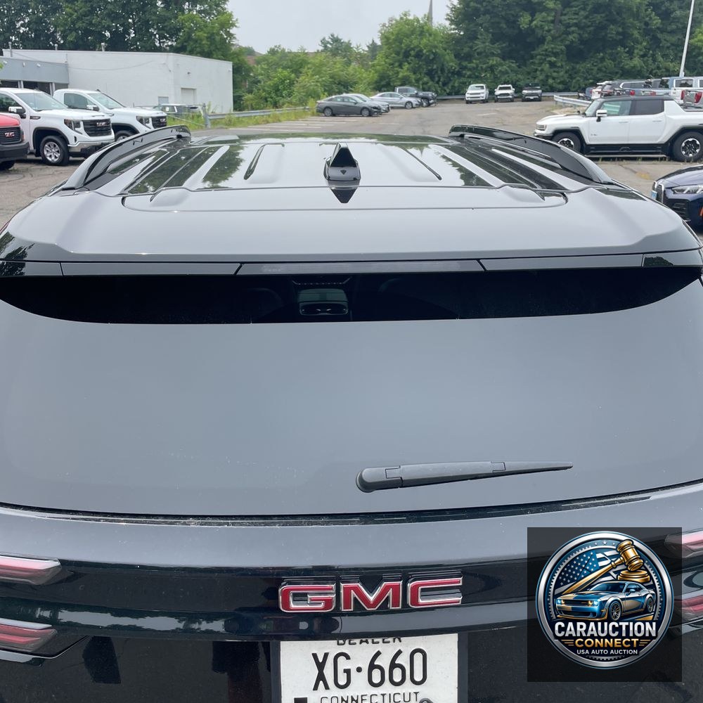 2024 GMC Acadia AT4
