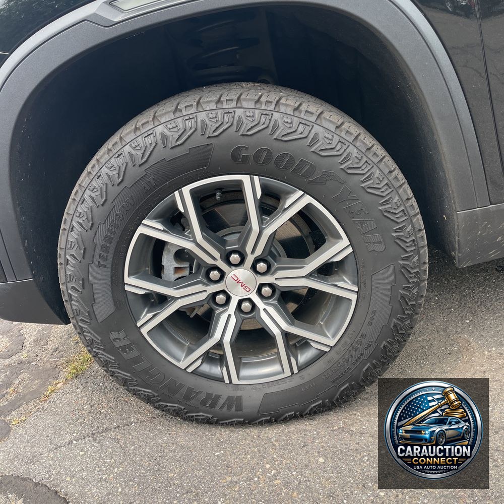 2024 GMC Acadia AT4