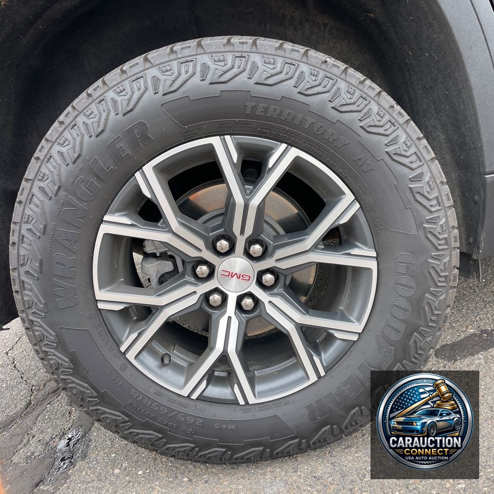 2024 GMC Acadia AT4
