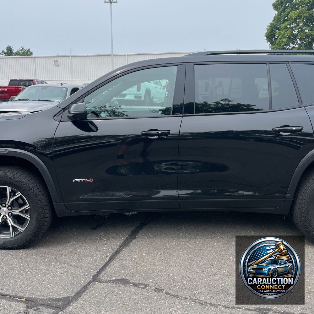 2024 GMC Acadia AT4