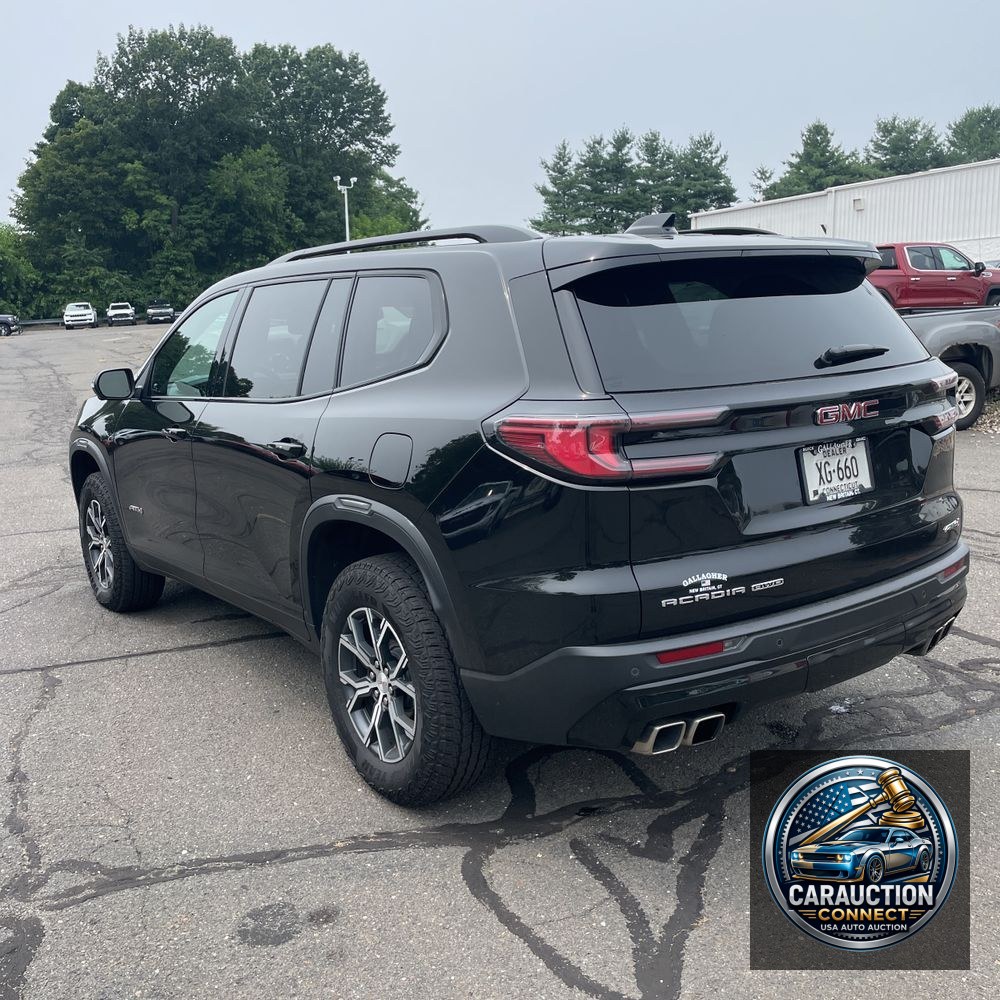 2024 GMC Acadia AT4