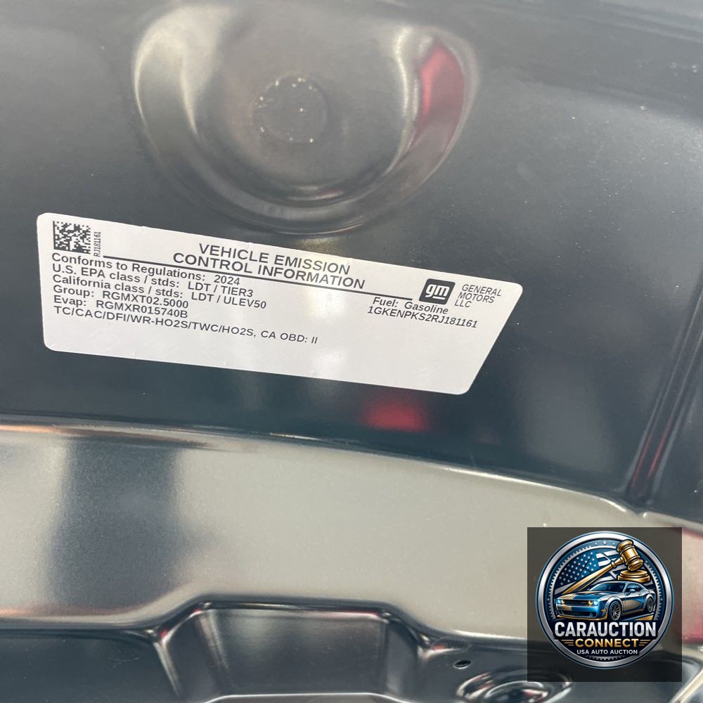 2024 GMC Acadia AT4