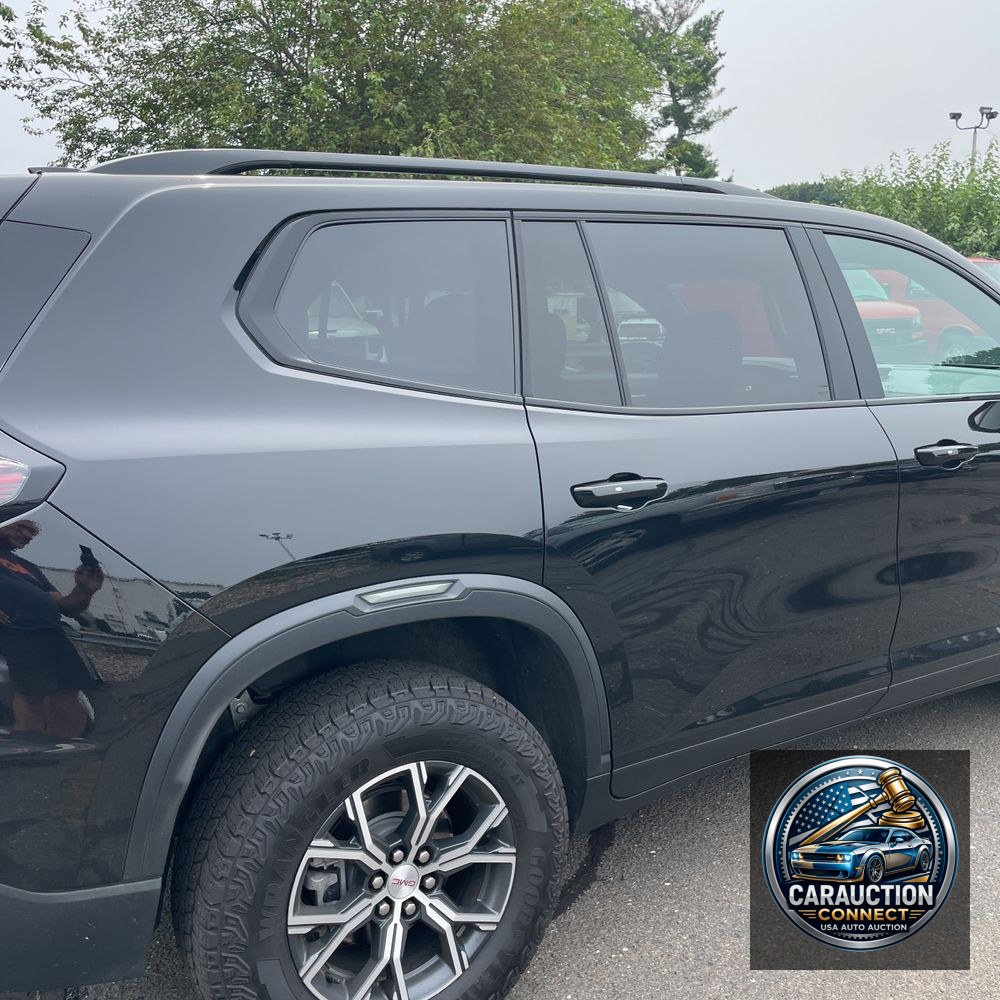 2024 GMC Acadia AT4
