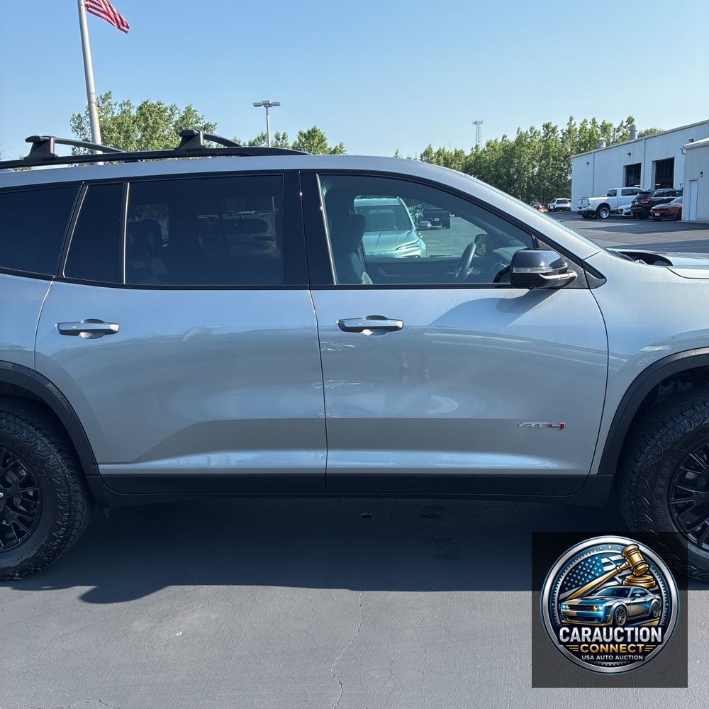 2024 GMC Acadia AT4
