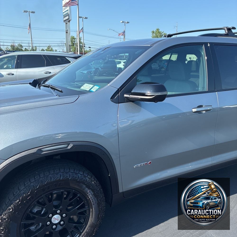 2024 GMC Acadia AT4