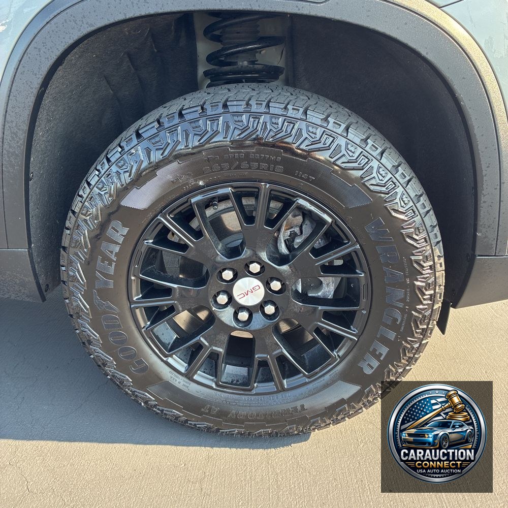 2024 GMC Acadia AT4