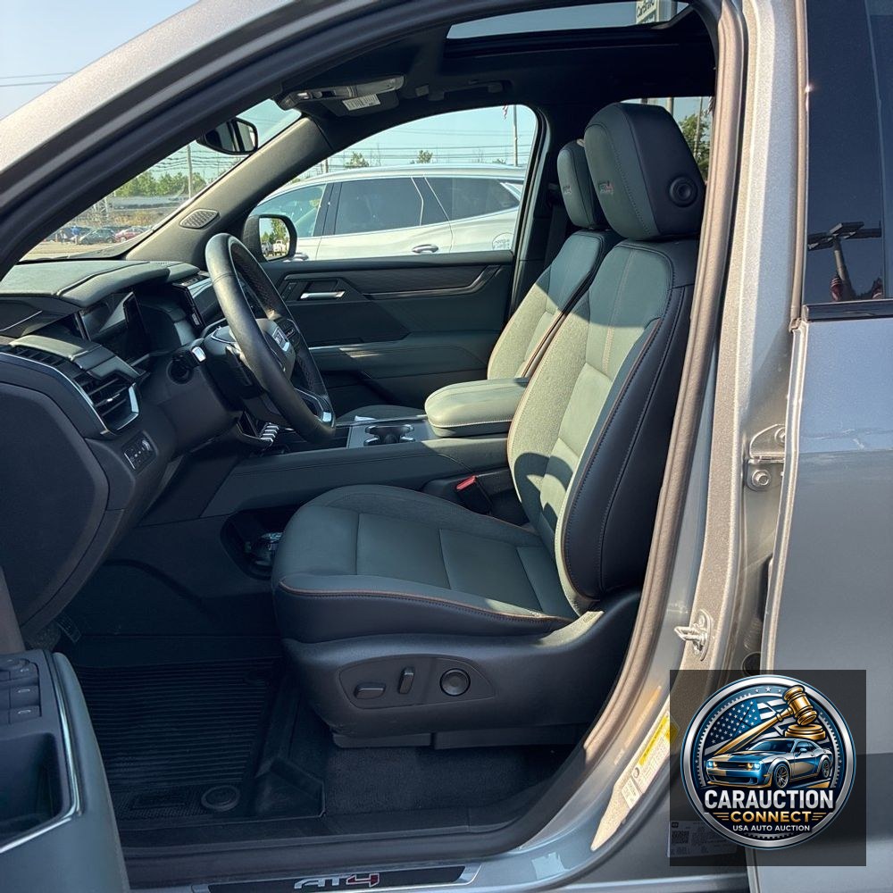 2024 GMC Acadia AT4