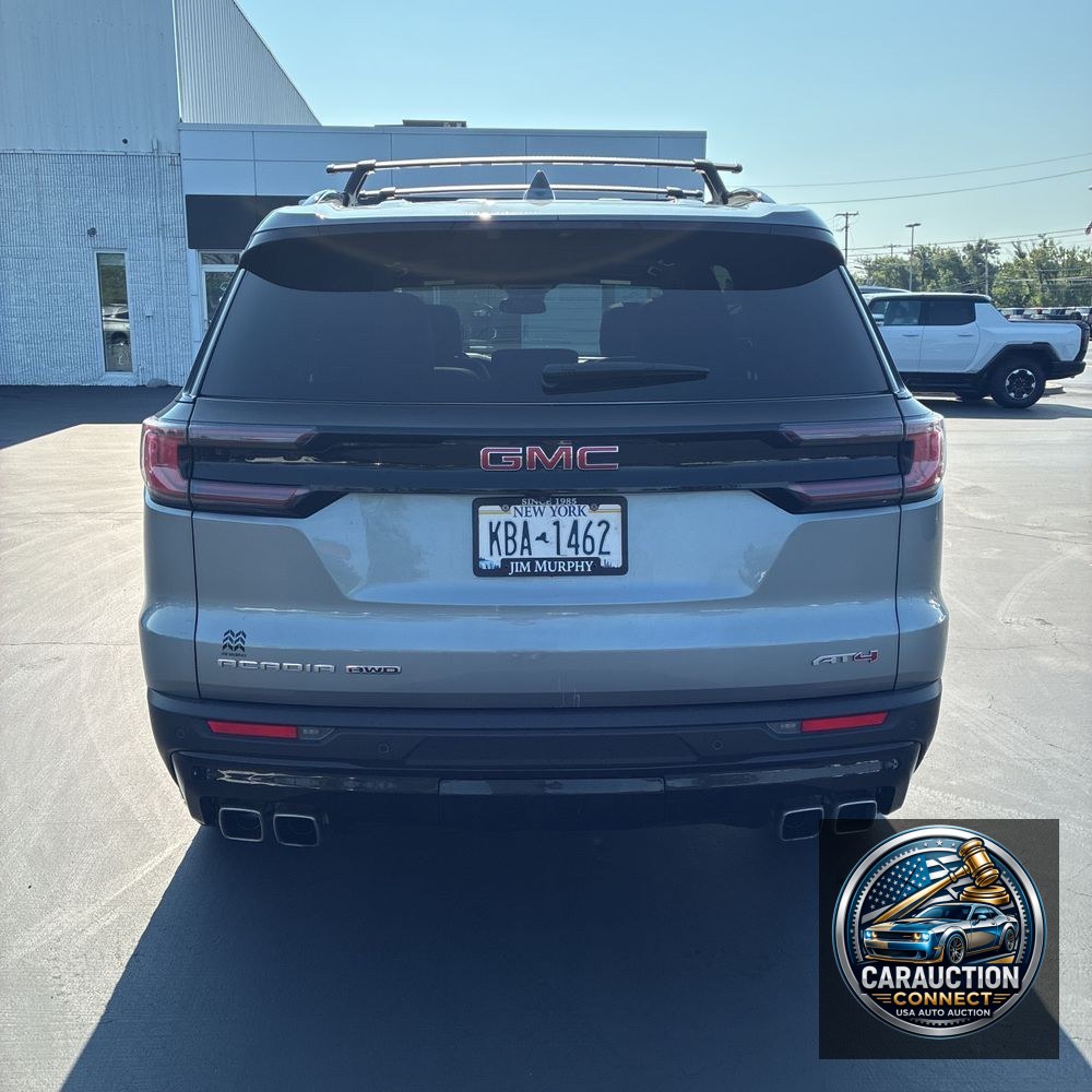2024 GMC Acadia AT4