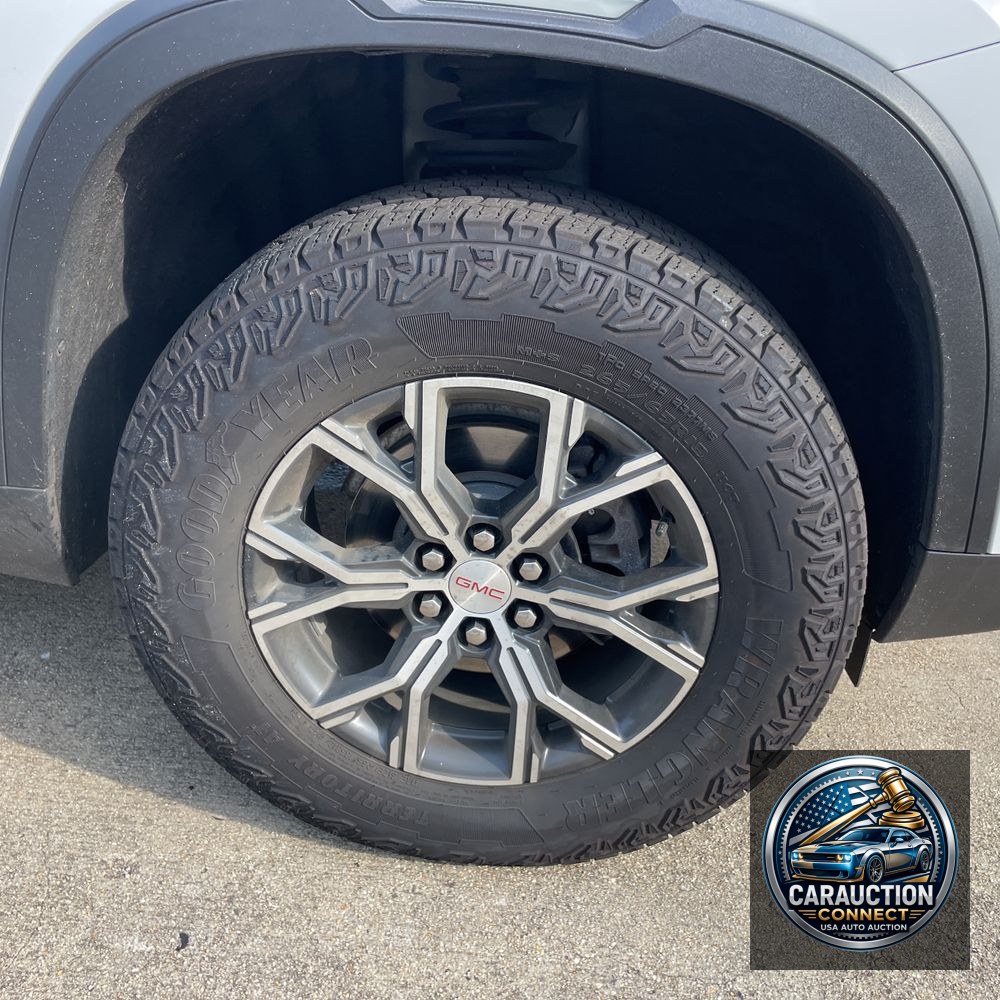 2024 GMC Acadia AT4