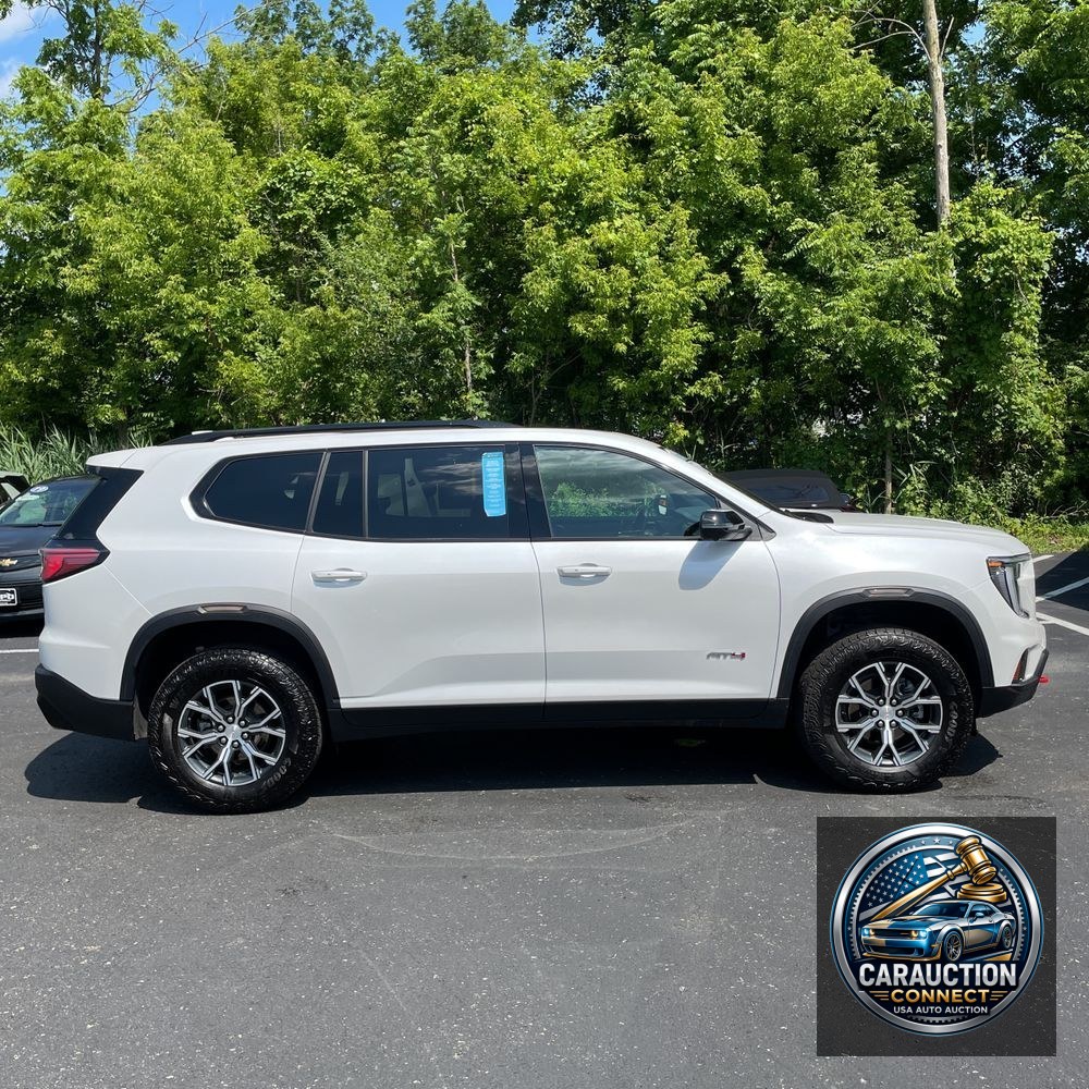 2024 GMC Acadia AT4