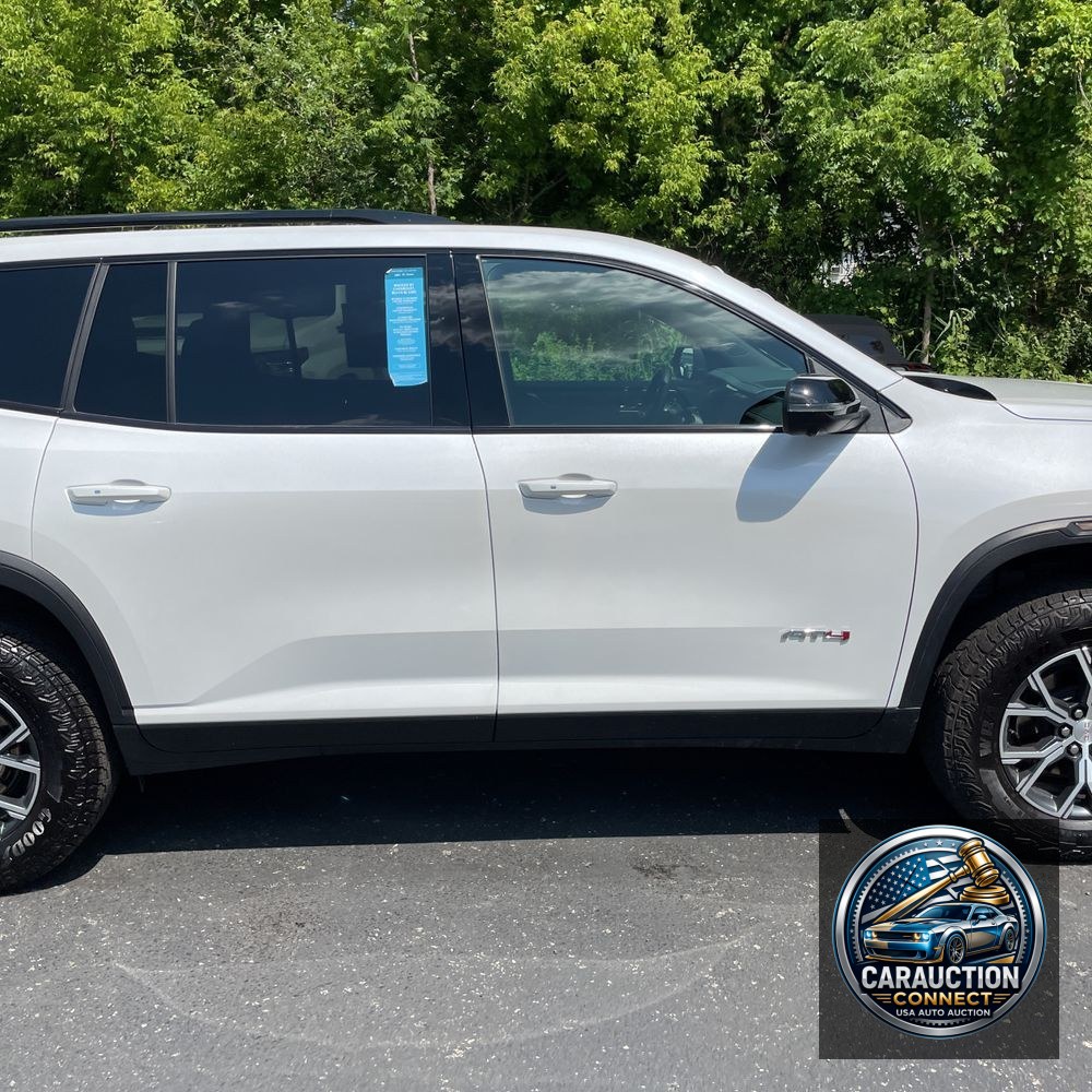 2024 GMC Acadia AT4