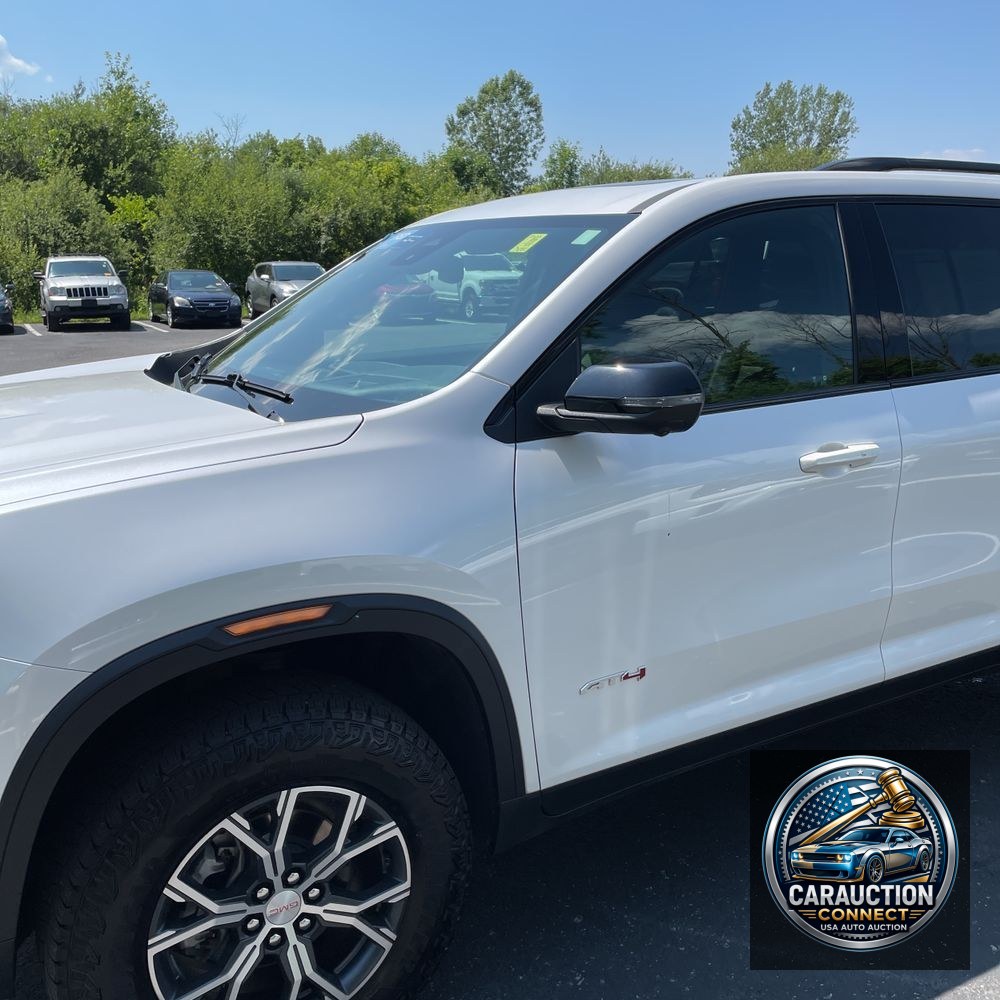 2024 GMC Acadia AT4