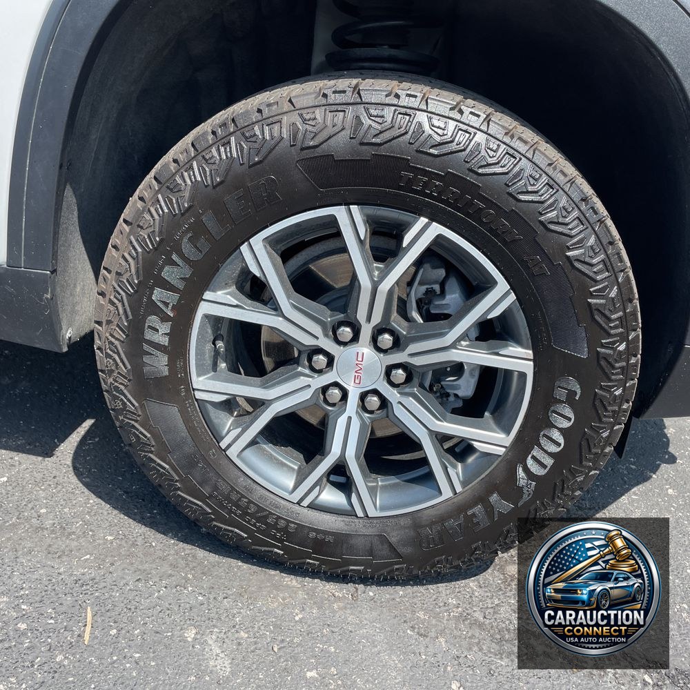 2024 GMC Acadia AT4