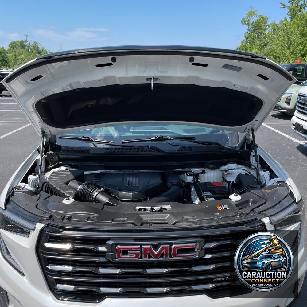2024 GMC Acadia AT4