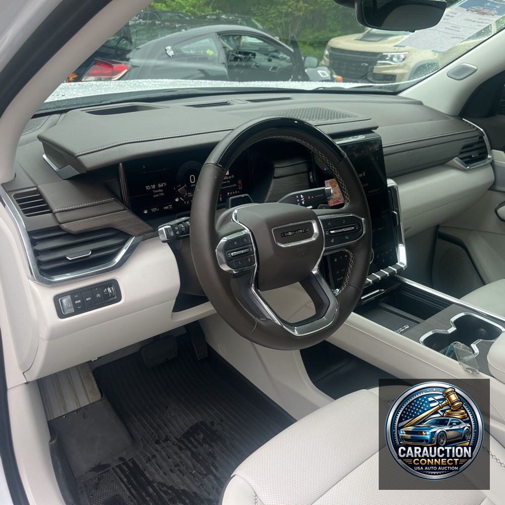 2024 GMC Acadia Denali