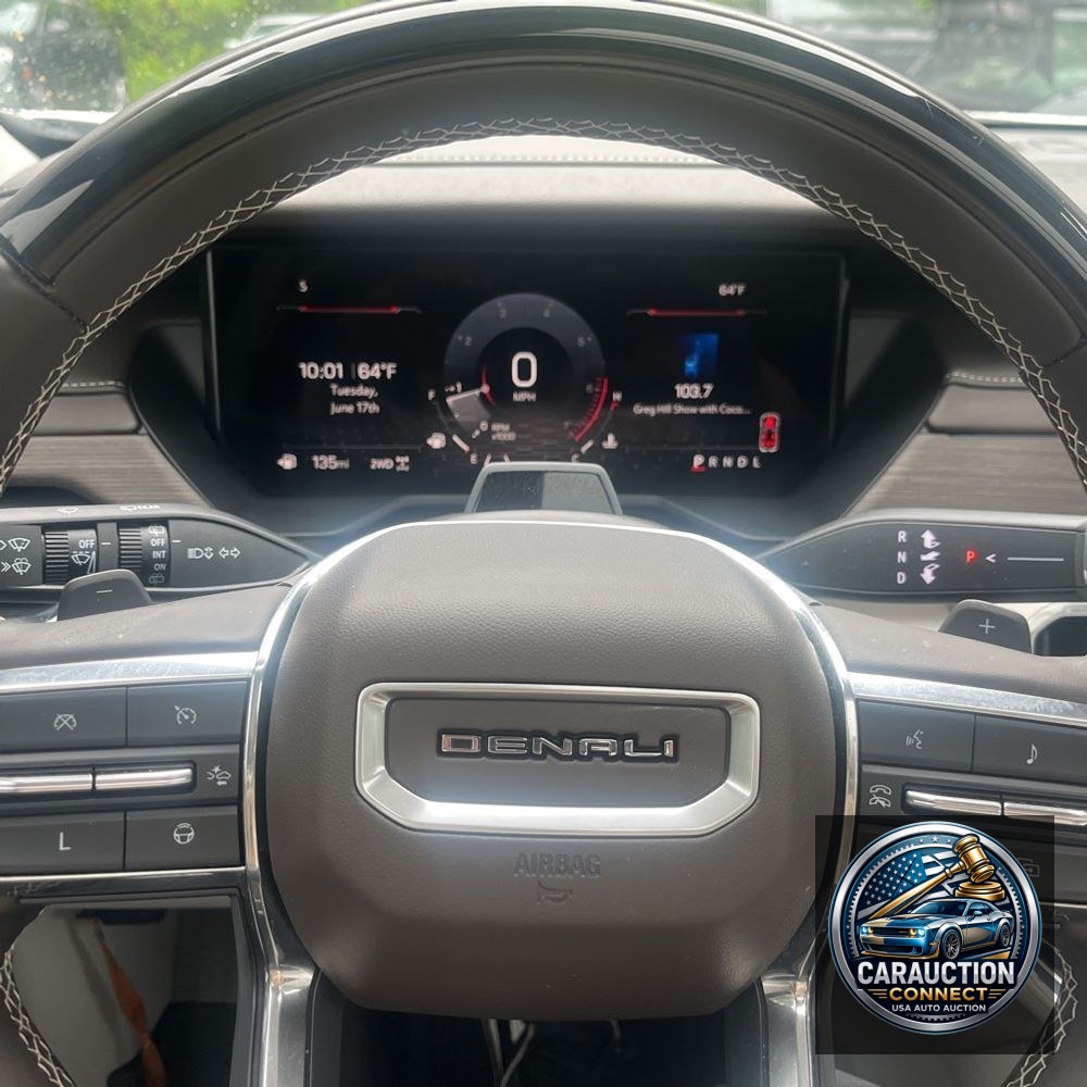 2024 GMC Acadia Denali
