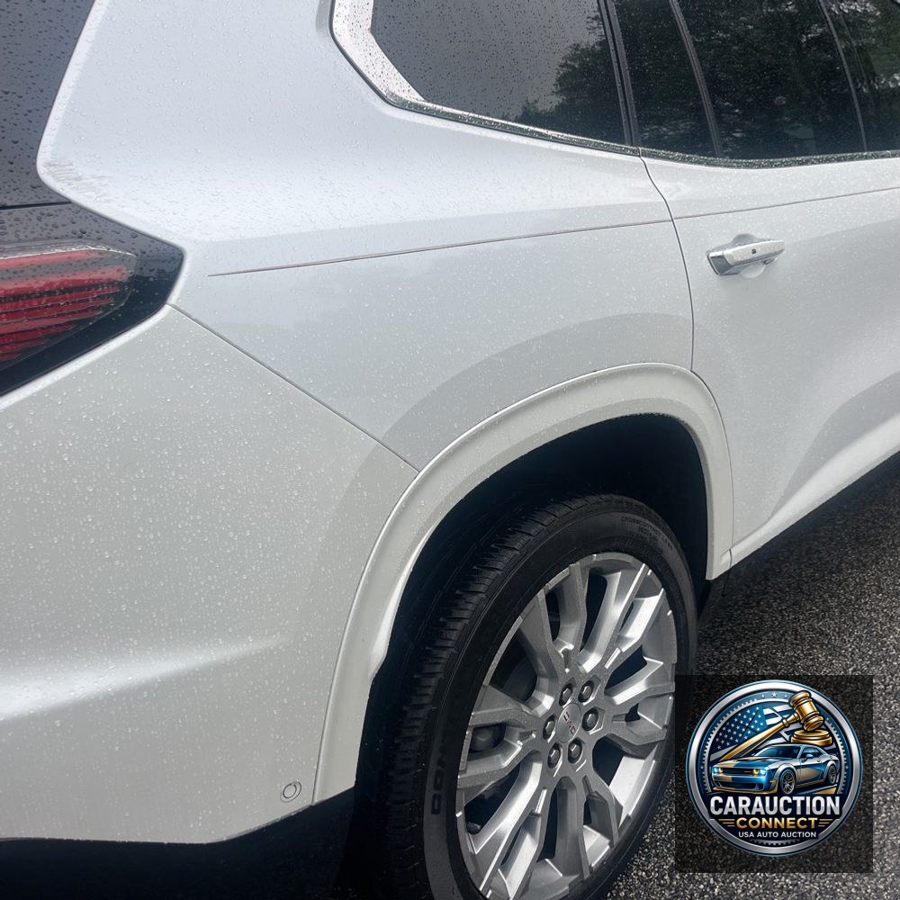 2024 GMC Acadia Denali