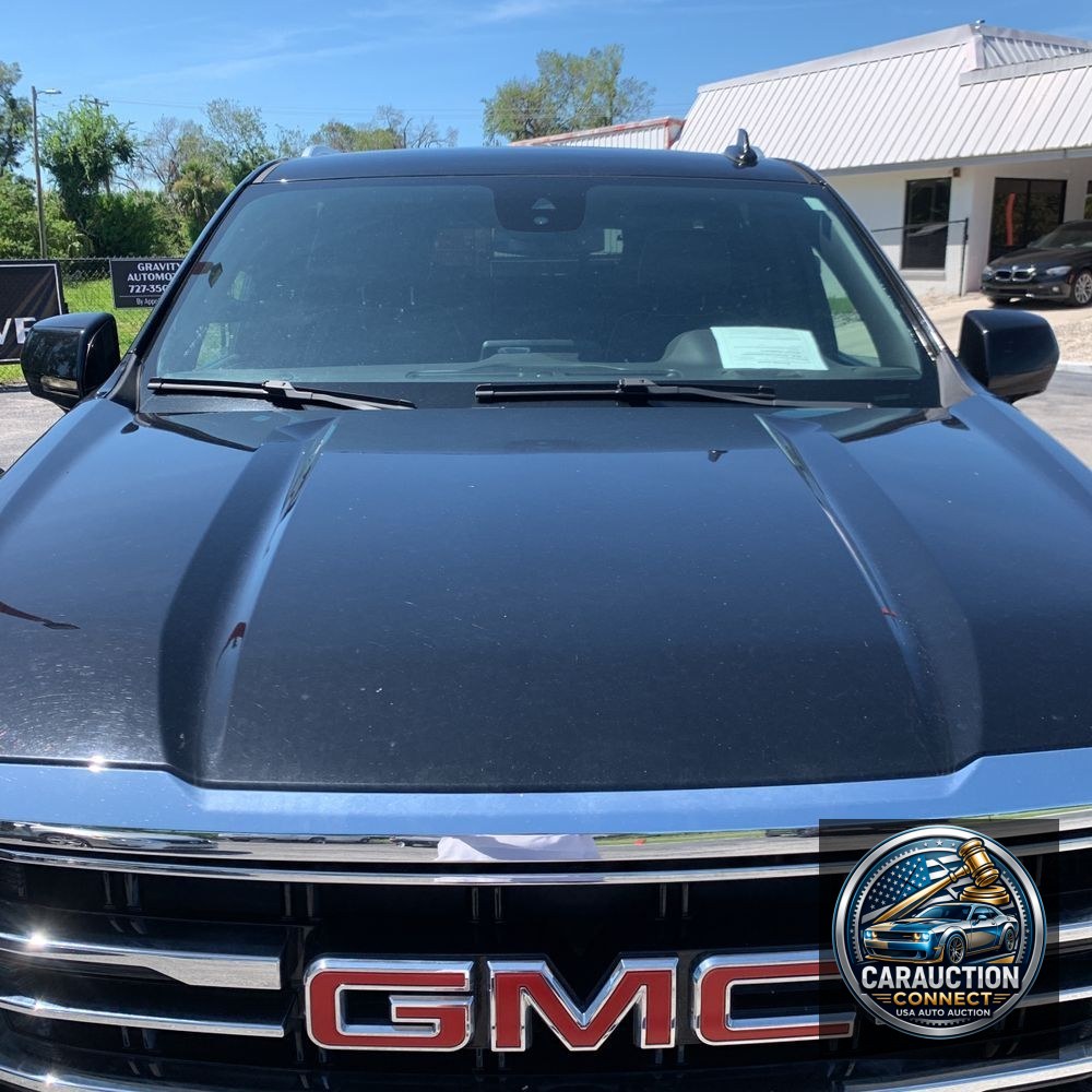 2023 GMC Yukon SLT