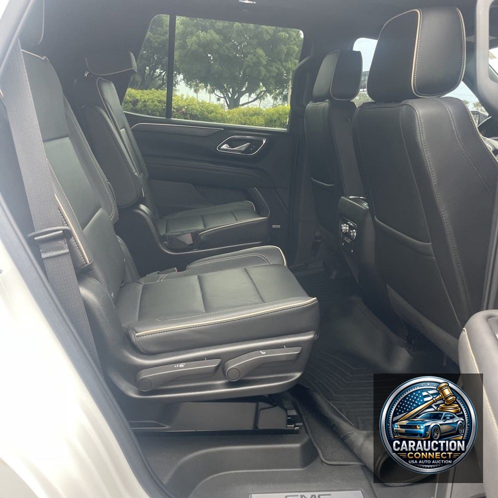 2022 GMC Yukon SLT