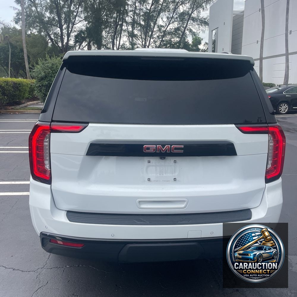 2022 GMC Yukon SLT
