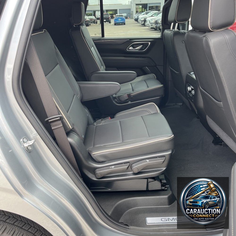 2024 GMC Yukon SLT