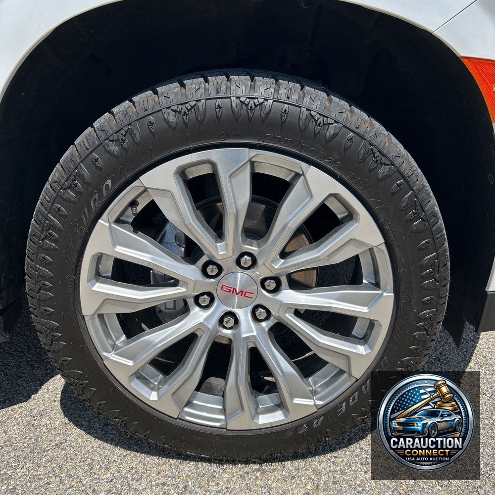 2024 GMC Yukon Denali