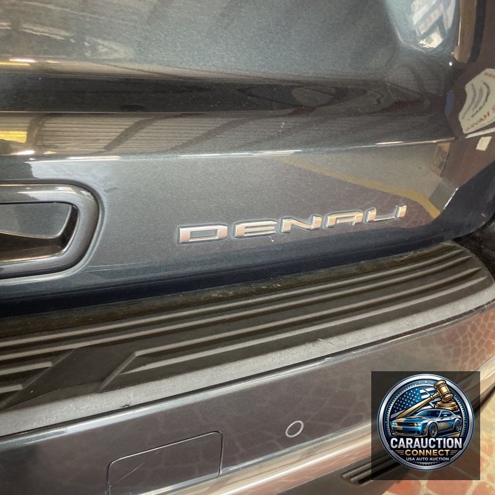 2022 GMC Yukon Denali