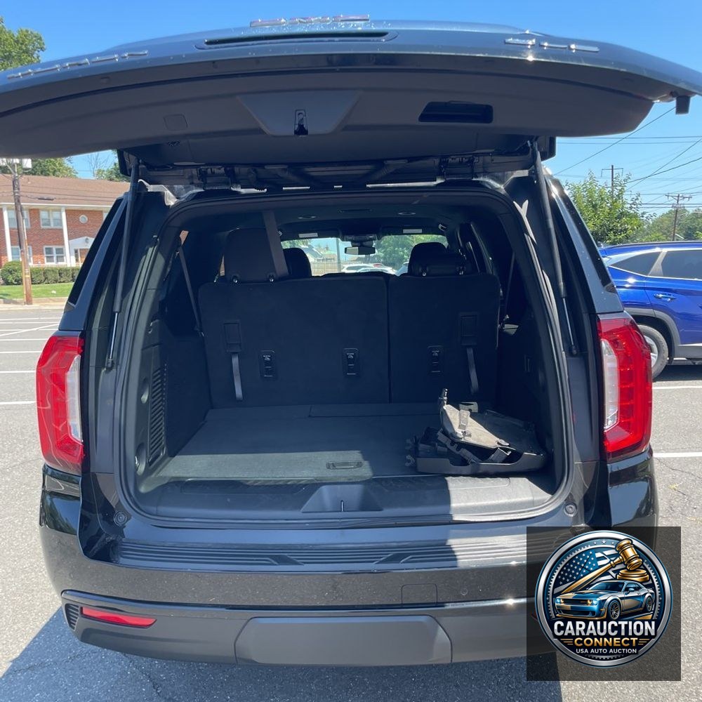 2024 GMC Yukon XL SLE