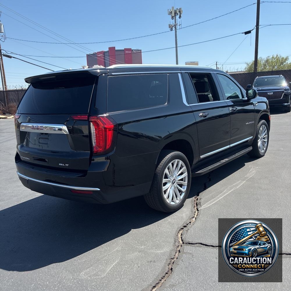 2023 GMC Yukon XL SLT
