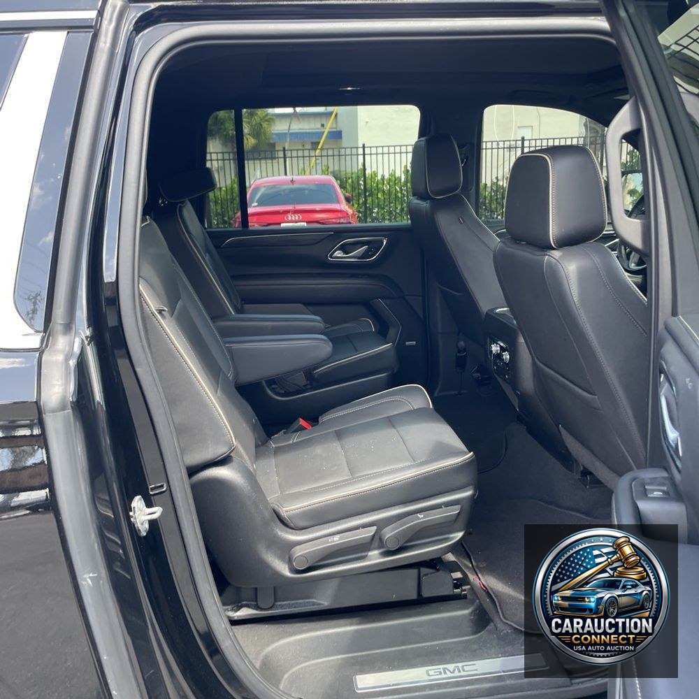 2022 GMC Yukon XL SLT